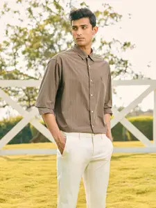 U.S. Polo Assn. Men Tailored Fit Spread Collar Vertical Striped Cotton Formal Shirt