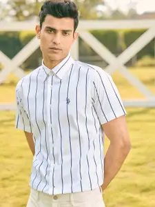 U.S. Polo Assn. Men Slim Fit Opaque Striped Formal Shirt