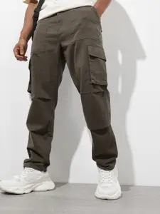 The Roadster Lifestyle Co. Men Relaxed Fit Cargo Trousers