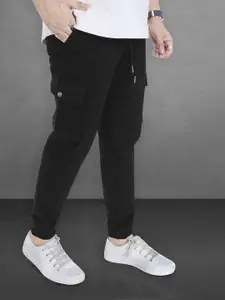 DIVISIVE Men Carrot Easy Wash Mid-Rise Cargos Trousers