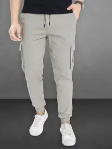 DIVISIVE Men Mid-Rise Cargos