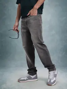 The Roadster Lifestyle Co. Men Relaxed Fit Mid-Rise Light Fade Stretchable Jeans