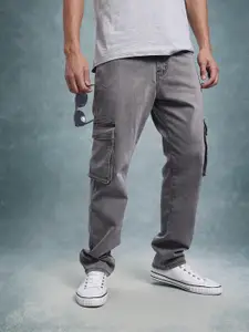 The Roadster Lifestyle Co. Men Relaxed Fit Mid-Rise Light Fade Stretchable Jeans