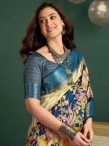 Sangria Women Warli Printed Saree With Unstiched Blouse Piece