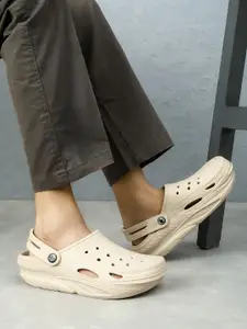 HRX by Hrithik Roshan Men Comfortable Clogs