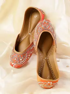 House of Pataudi Women Woven Design Ethnic Embellished Mojaris