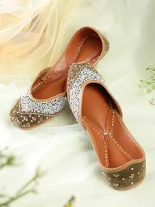 House of Pataudi Women Ethnic Embellished Mojaris