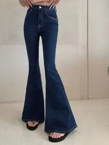 The Roadster Lifestyle Co Cotton Bootcut Mid-Rise Jeans