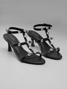 Lino Perros  Embelished Kitten Sandals