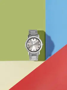 Sonata Men Embellished Dial & Stainless Steel Bracelet Style Analogue Watch SP70074SM01