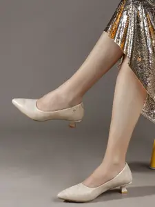 Carlton London Party Kitten Pumps