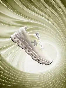 HRX by Hrithik Roshan Men Active Running Shoes