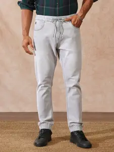 WROGN Men Relaxed Fit Mid-Rise Light Fade Jeans