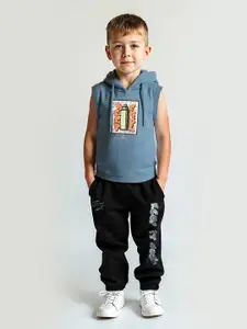 max Boys Typography Printed Pure Cotton Mid-Rise Joggers