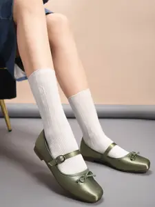 JM Looks Women Fashion Flat Embellished Open Toe Flat Jutti with Comfortable Sole