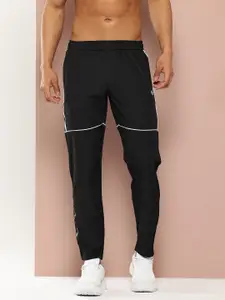 TURNFIT Men Printed Straight Fit Gym Track Pants With Side Striped Detail