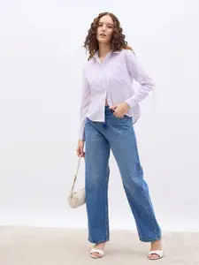 Styli Women Oversized Fit Vertical Striped Spread Collar Cotton Casual Shirt