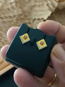 niva fashion Square Studs Earrings