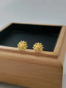 niva fashion Circular Studs Earrings