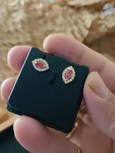 niva fashion Oval Studs Earrings