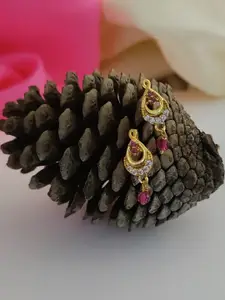 niva fashion Teardrop Shaped Drop Earrings