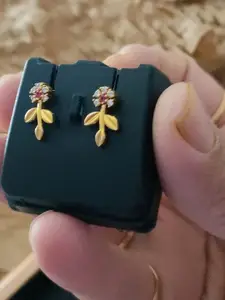 niva fashion Floral Studs Earrings