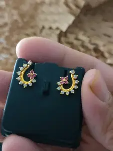 niva fashion Contemporary Studs Earrings