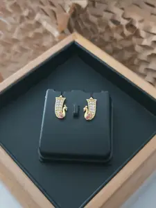 niva fashion Square Studs Earrings