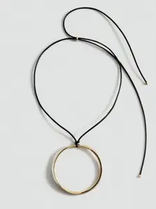 MANGO Round Shaped Pendant Necklace
