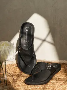 Aeroblu Women Striped T-Strap Flats