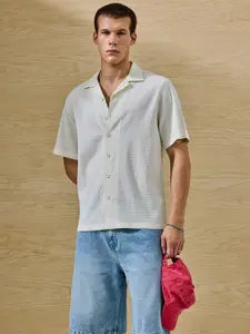 Snitch Men Relaxed Fit Textured Cuban Collar Casual Shirt