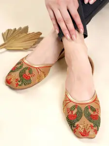 Anouk Women Ethnic Embellished Mojaris Flats