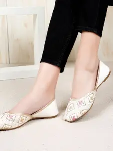 Anouk Women Ethnic Embellished Mojaris