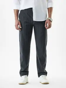 Snitch Men Charcoal Grey Mid-Rise Regular Fit Trouser