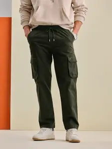 Snitch Men Cotton Mid-Rise Cargos Trousers