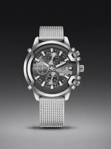 French Connection Men Dial & Stainless Steel Bracelet Style Straps Analogue Watch FCH003SM