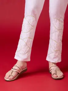 Inc 5 Women Ethnic One Toe Flats