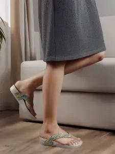 Carlton London sports Women Casual T-Strap Flats