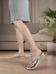 Carlton London sports Women Casual T-Strap Flats