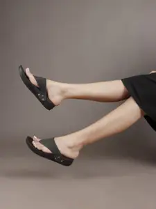 Carlton London sports Women Printed T-Strap Flats