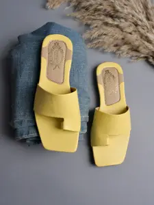 Stylestry Women Embellished Open Toe One Toe Flats