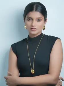 AQUASTREET 18K Gold Plated Waterproof Anti-Tarnish Oval Pendant Set