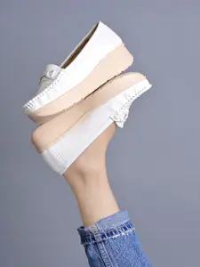 Stylestry Women Synthetic Round Toe Loafers Casual Shoes