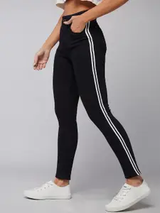 DOLCE CRUDO Women Slim Fit Mid-Rise Cotton Stretchable Jeans