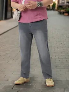 Urbano Plus Men Plus Size Straight Fit Mid-Rise Light Fade Washed Stretchable Jeans