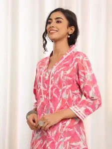 Varanga Women Floral Printed Kurta