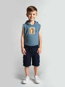 max Boys Solid Regular Fit Cargo Shorts