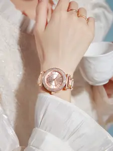 GIORDANO Women Embellished Stainless Steel Bracelet Style Analogue Watch GZ-60086-11