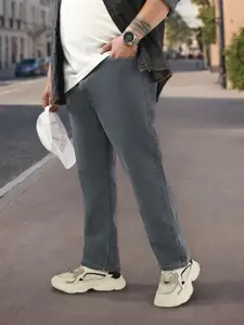 Urbano Plus Men Grey Straight Fit Washed Jeans