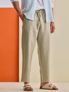 Snitch Men Beige Mid-Rise Relaxed Fit Trouser